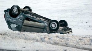 Sécurité routière : Un équipement spécifique pour conduire sur les routes enneigées et verglacées