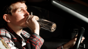 Faut-il augmenter les contrôles préventifs d’alcoolémie sur les routes ?