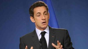 Dépendance : Nicolas Sarkozy veut relever les plafonds de l’APA