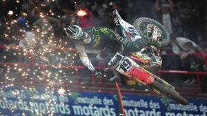 Sponsoring : La Mutuelle des Motards sollicite les oreilles des spectateurs au Supercross de Bercy