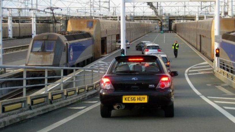 Assurance auto : Des réductions de tarifs quand la voiture prend le train