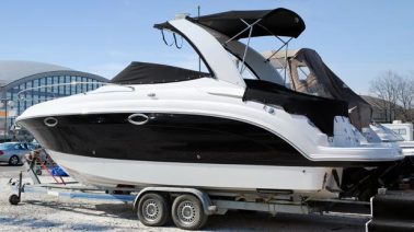 Vacances: Comment assurer un bateau de location ?