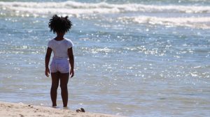 Dépister la scoliose pour éviter les complications