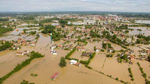 La Serbie et la Bosnie constatent des dégâts immenses après les inondations