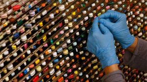 Santé : Faut-il vendre plus de médicaments génériques ?
