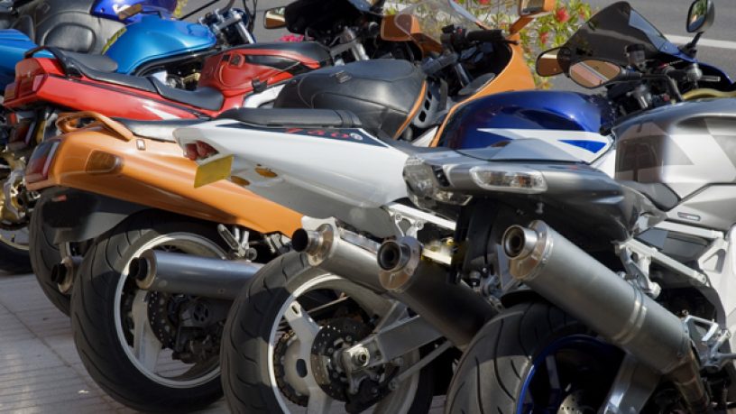 Assurance moto / Pollution : L’interdiction de circuler en ville est envisagée pour certains deux-roues motorisés