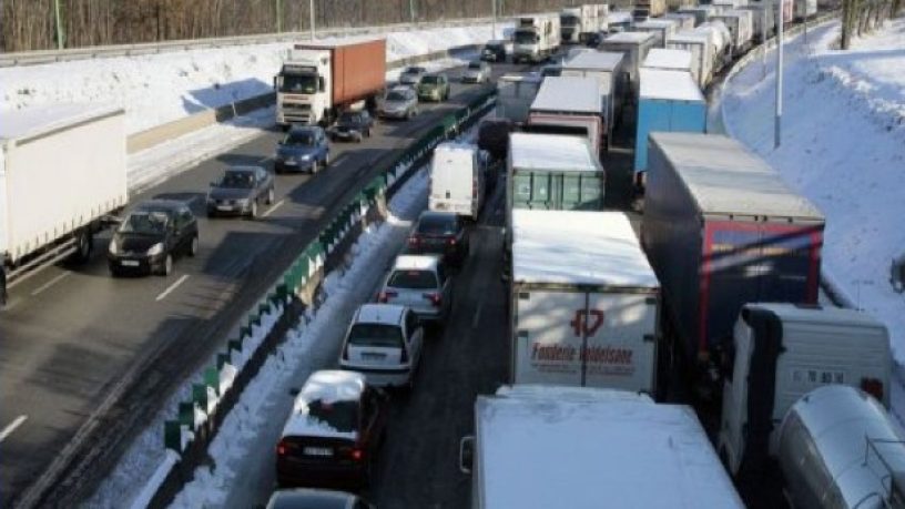 Météo France / Neige : Le gouvernement prend des mesures pour éviter un nouveau chaos sur les routes