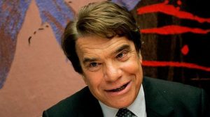 Bernard Tapie continue les manoeuvres dans la presse et les assurances