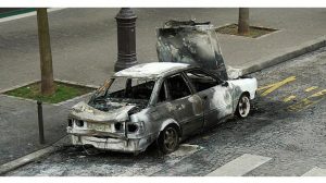 Que faire pour un véhicule détruit par le feu